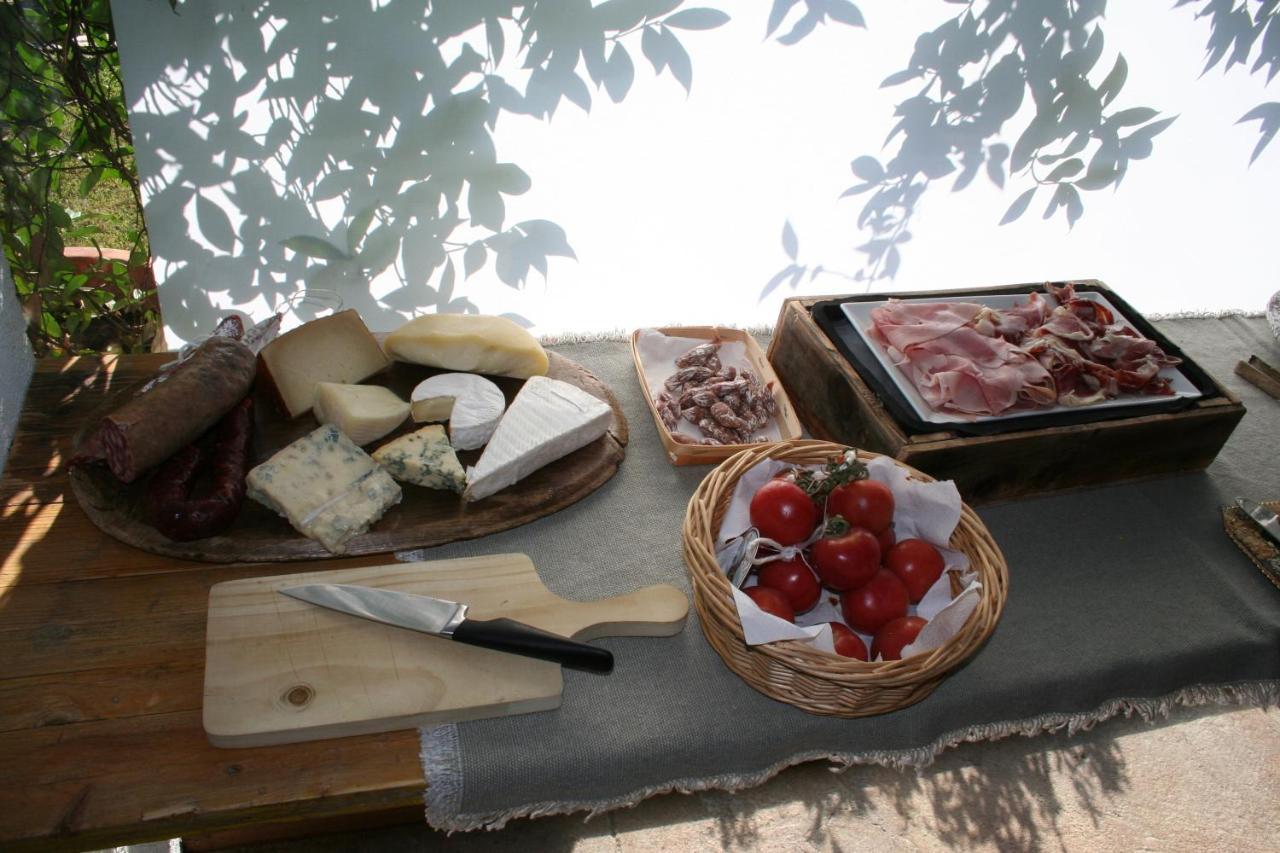 Montrás Le Rondini B&B 외부 사진